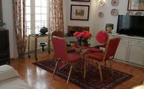 Adele Apartment